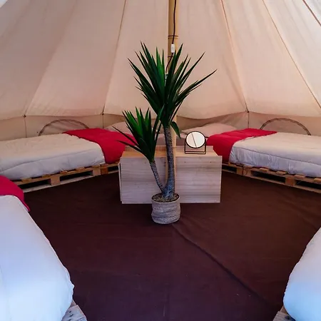 Oyambre Surf Camp * Los Llaos