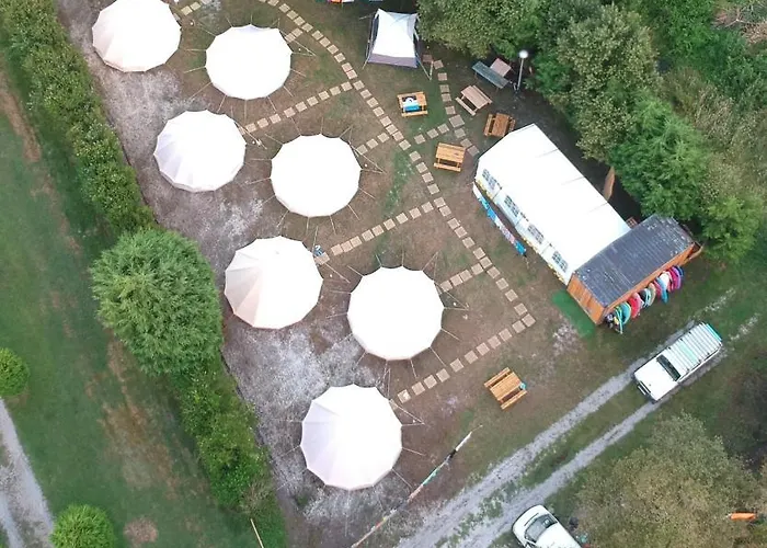 Hotel Oyambre Surf Camp